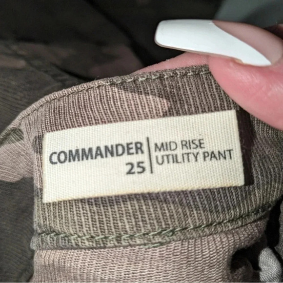 David Bitton Commander Buffalo Mid Rise Utility jogger camouflage  size 25 - Picture 7 of 16